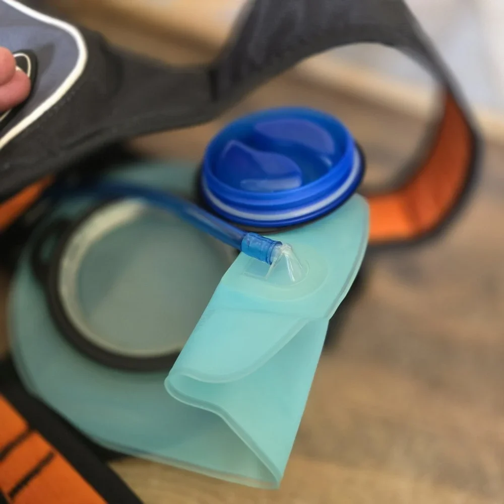 Camelbak Hydrapak Personal Hydration System 50 oz.‎ Gray Black Orange Snobowl